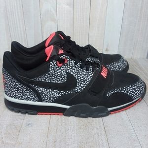Nike Air Trainer Safari 1 Low ST  Sneakers